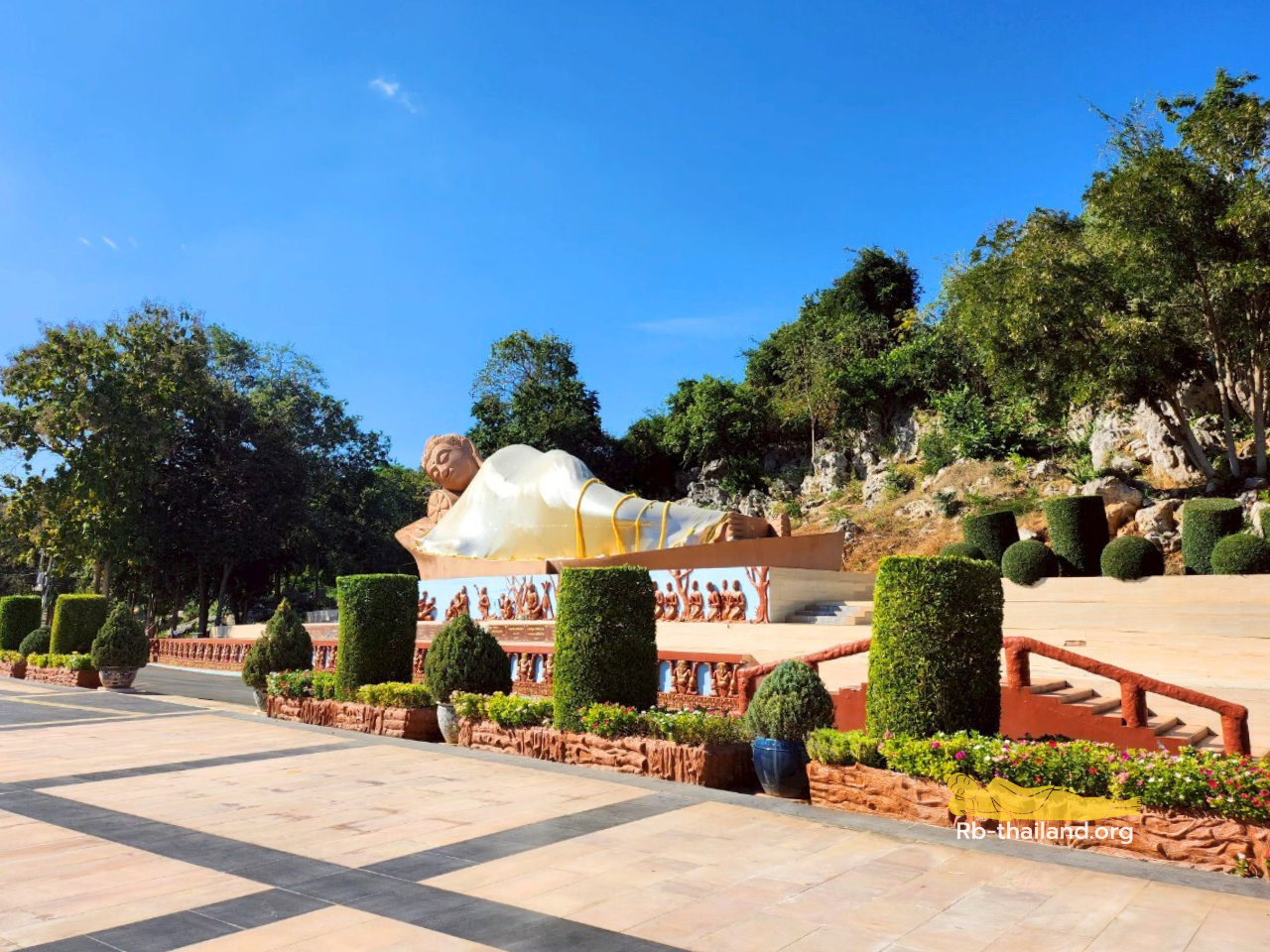 วัดถ้ำพุหว้า วัดพระนอน