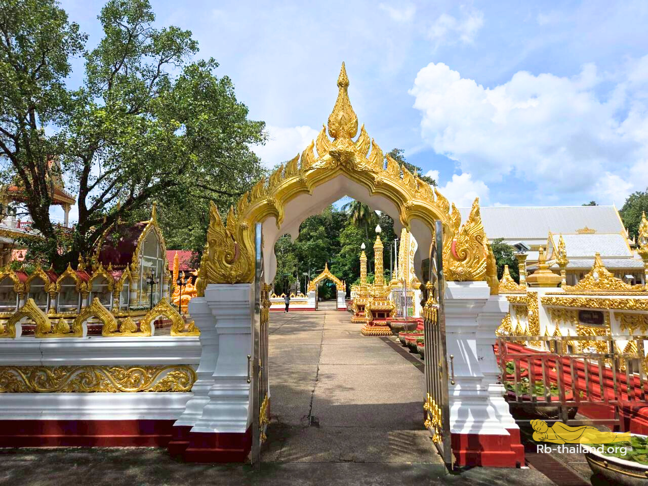 วัดพระธาตุหนองบัว วัดพระนอน