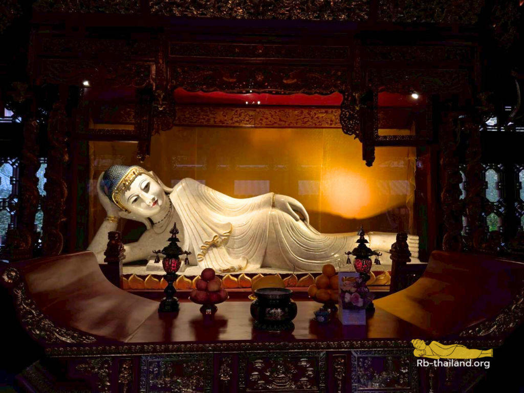 วัดพระหยก วัดพระนอน ประเทศจีน