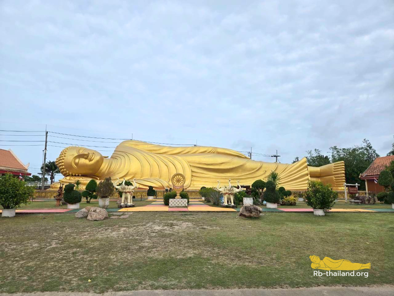 วัดแหลมพ้อ วัดพระนอน