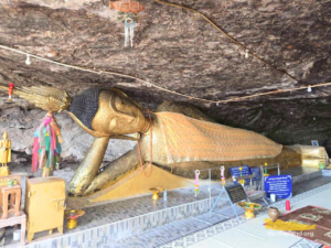 วัดเขาพระศรีสรรเพชญาราม วัดพระนอน